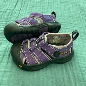 Kids Keen shoes